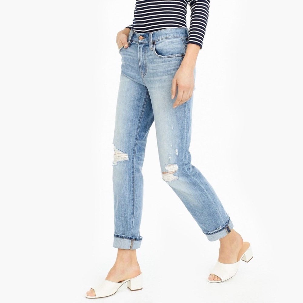 J.Crew slim broken in Boyfriend Jean size 24p distressed light wash